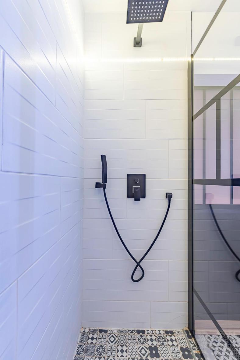 Belle Renovation Moderne Au Coeur Du Panier Apartment Marseille Bagian luar foto